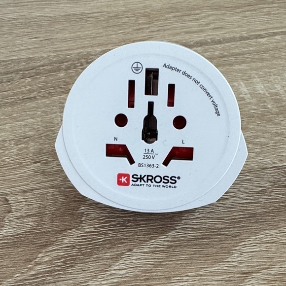 Other - SKROSS Universal Travel Adapter